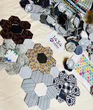 Load image into Gallery viewer, Art Deco, 1" Hexagon Comfort Quilt Kit, 550 pieces