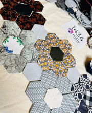 Load image into Gallery viewer, Art Deco, 1" Hexagon Comfort Quilt Kit, 550 pieces