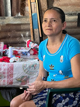 Load image into Gallery viewer, Gallant Roundtable, 1" Hexagon Comfort Quilt Kit, 550 pieces