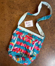 Load image into Gallery viewer, Thonga Beach, Side Satchel Bucket Bag