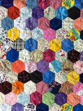 Load image into Gallery viewer, The Merchant of Venice, A Finished Quilt