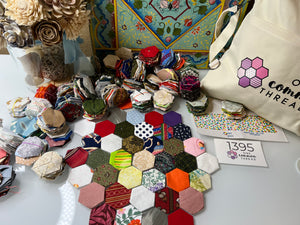 King's Traveler 1" Hexagons 1050 piece, King Bed End