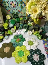 Load image into Gallery viewer, Spring Fling Garden,  1&quot; Hexagons Throw Quilt Kit, 950 pieces