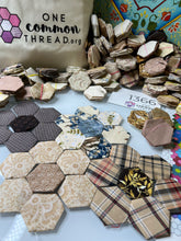Load image into Gallery viewer, Brown Sugar,  1&quot; Hexagons Throw Quilt Kit, 950 pieces