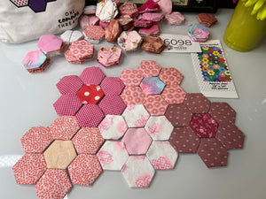 Color Me Pink, 1" Hexagon Table Runner Kit, 260 pieces