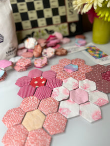 Color Me Pink, 1" Hexagon Table Runner Kit, 260 pieces