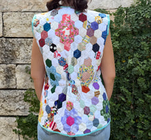 Load image into Gallery viewer, France's Blue. Quilted Vest with Tie