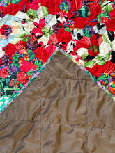 Load image into Gallery viewer, Tropical Christmas Dogs, A Finished Quilt