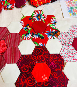 Flaming Fire, 1" Hexagon Comfort Quilt Kit, 550 pieces