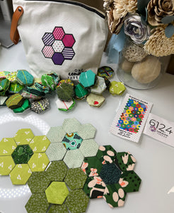 Lucky Green, 1" Hexagon Table Runner Kit, 275 pieces