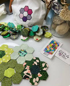 Lucky Green, 1" Hexagon Table Runner Kit, 275 pieces