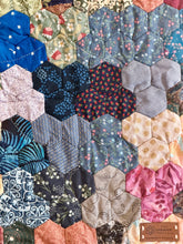 Load image into Gallery viewer, Terre Vintage, A Finished Quilt
