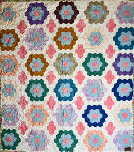 Honey of Life, A Finished Quilt