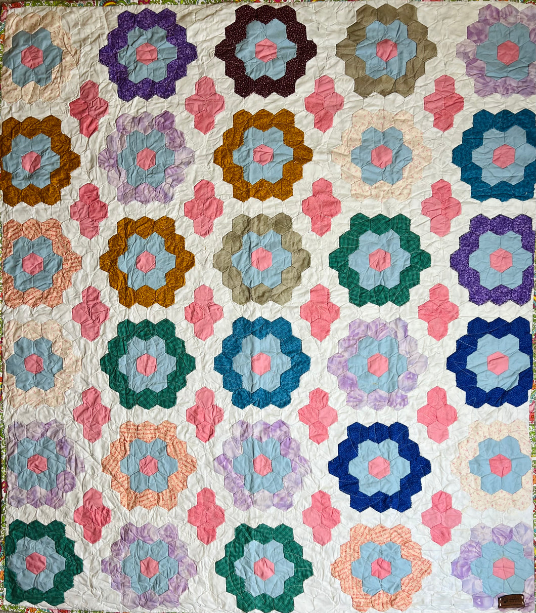 Honey of Life, A Finished Quilt