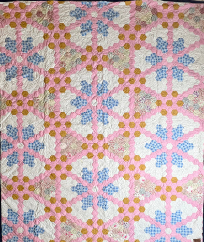 Delicate Snow, A Finished Quilt