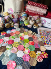 Load image into Gallery viewer, Possible Elements, 1&quot; Hexagons 1100 piece Quilt Kit