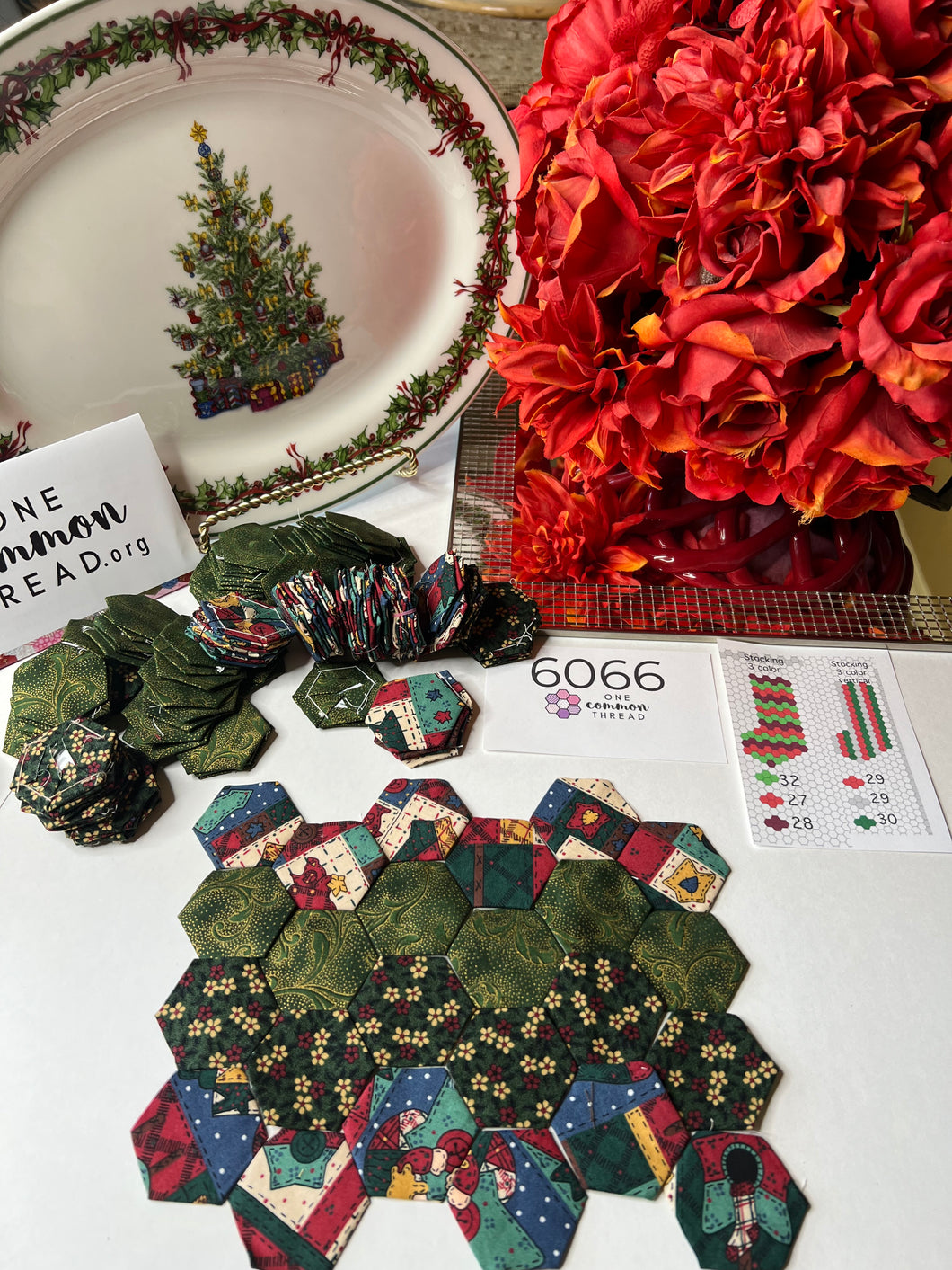 Christmas Jewels Stocking  Kit, Makes 2, 1