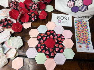 Opalescent Love, 1" Hexagon Table Runner Kit, 350 pieces