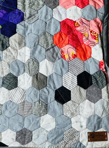 All The Groovy Flowers A Finished Quilt