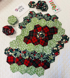 Christmas Stocking Diamonds, Makes 1, 1" Hexagons, 100 pieces