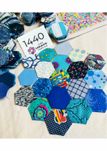 Load image into Gallery viewer, Speak Out Loud 1&quot; Hexagon Comfort Quilt Kit, 500 pieces