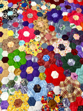 Load image into Gallery viewer, Floral Energy, A Finished Quilt