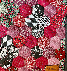 Scarlet Snowflakes, A Finished Quilt