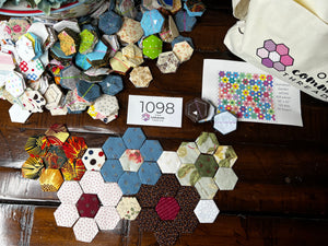 Fredricksberg, 1" Hexagons 600 piece, Comfort Throw Quilt Kit