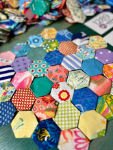 Load image into Gallery viewer, Rainbow Showers, 1&quot; Hexagons 1100 piece Quilt Kit